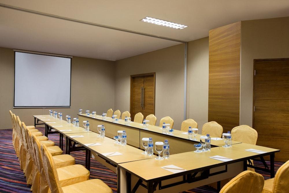 Hariston Hotel & Suites, Pluit - Jakarta Exterior foto